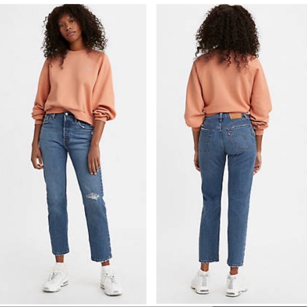 SALE! ⭐️ Levi’s 501 original cropped jean in Salsa Middle wash - Picture 2 of 16